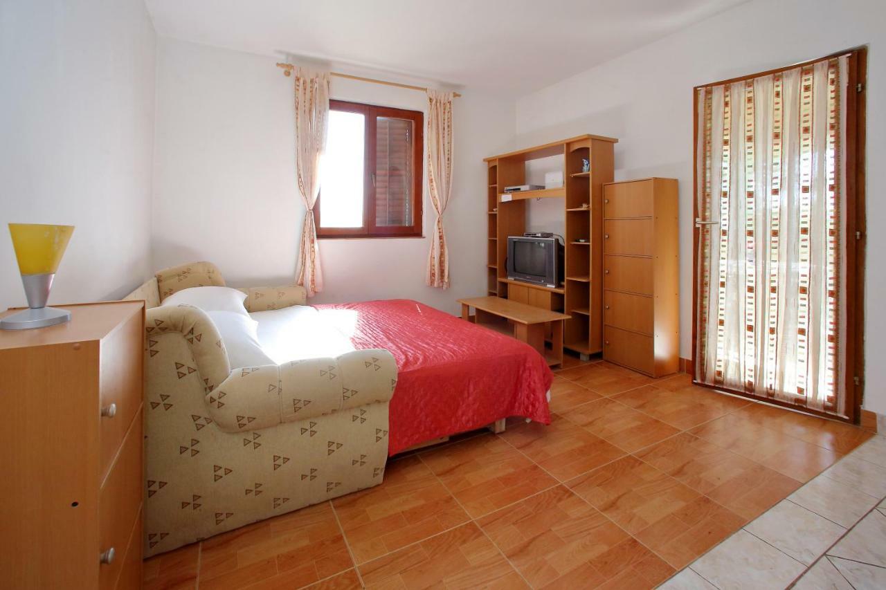 Vala Apartment