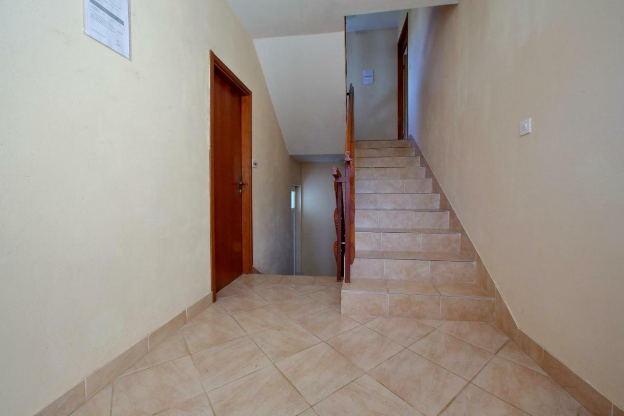Apartment Vala