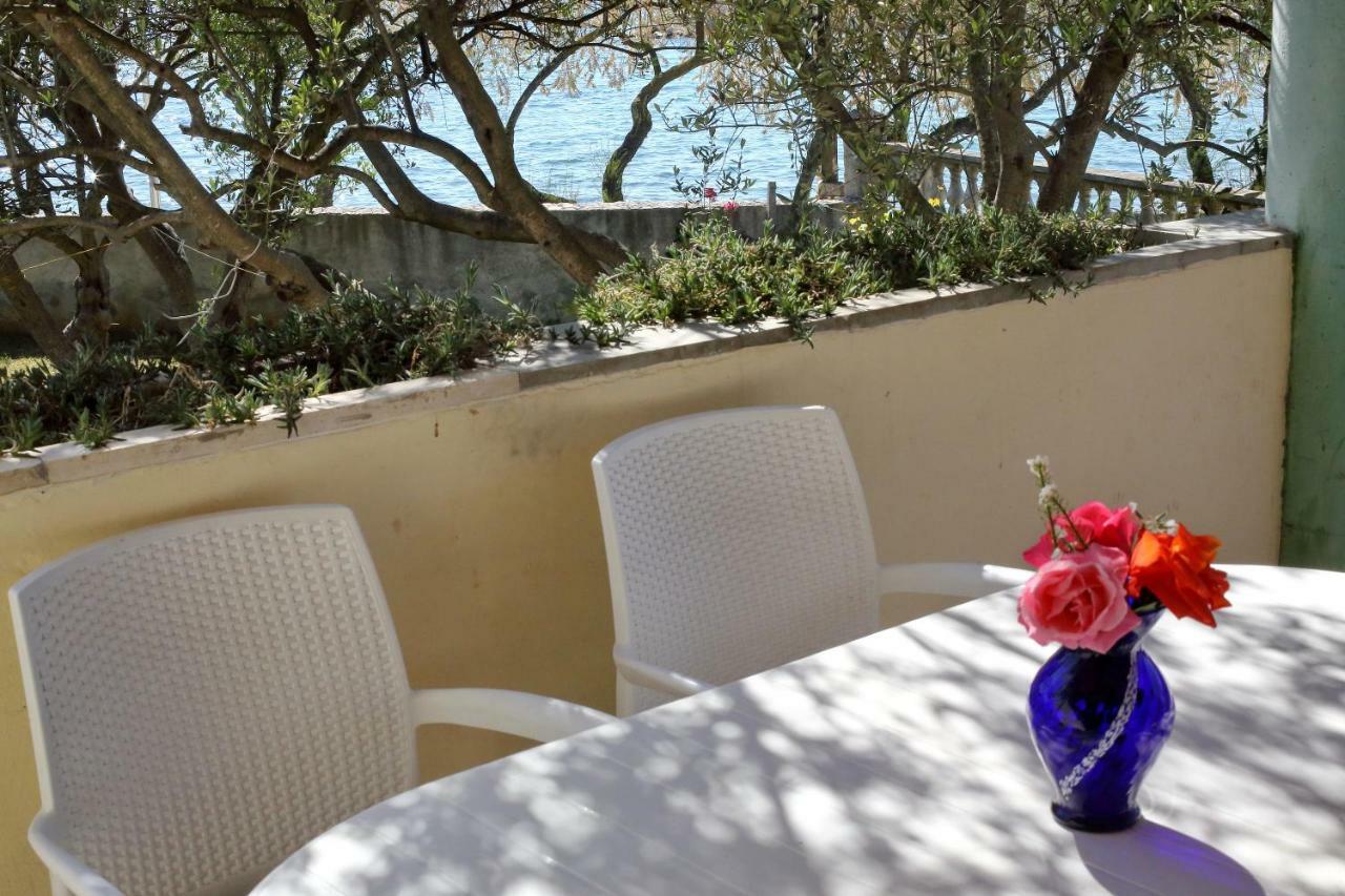 Apartament Vala *