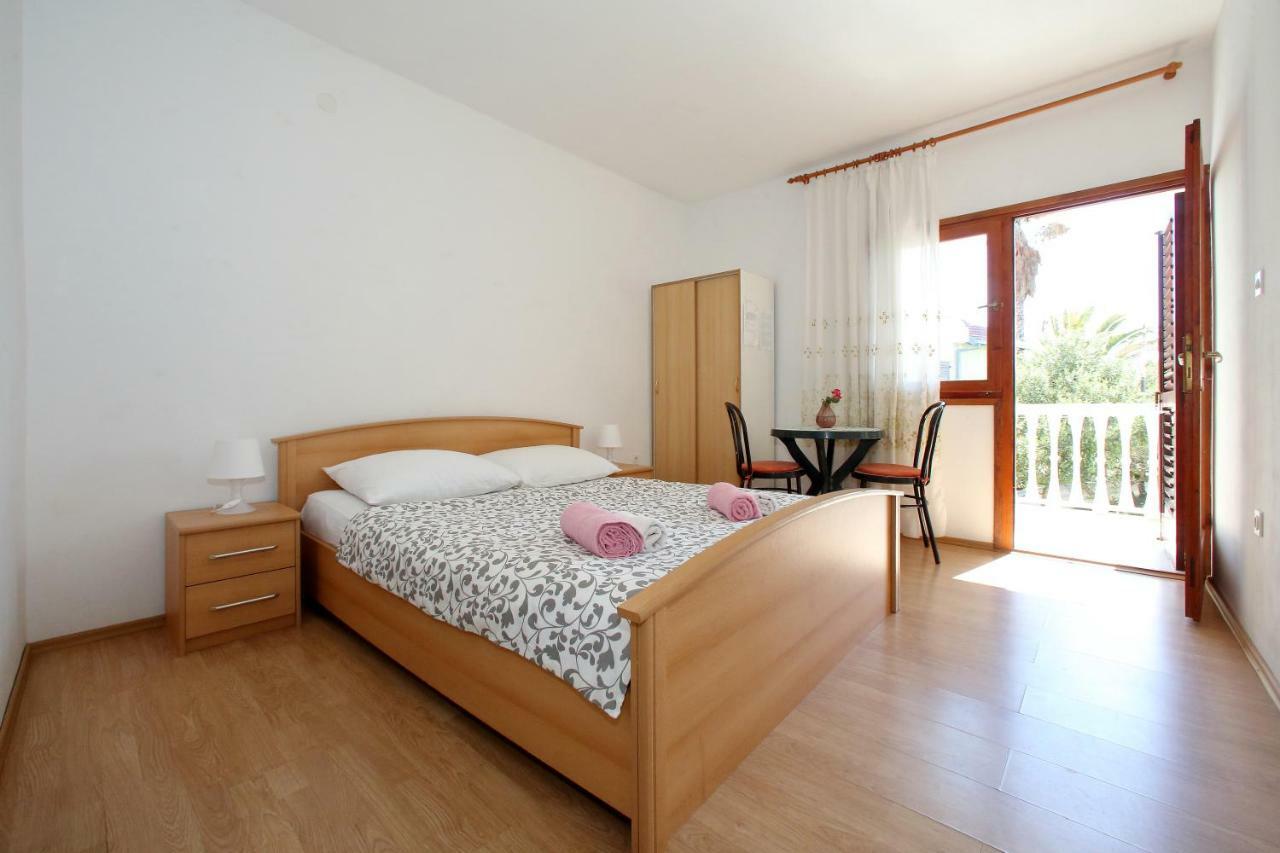 Vala Apartament *